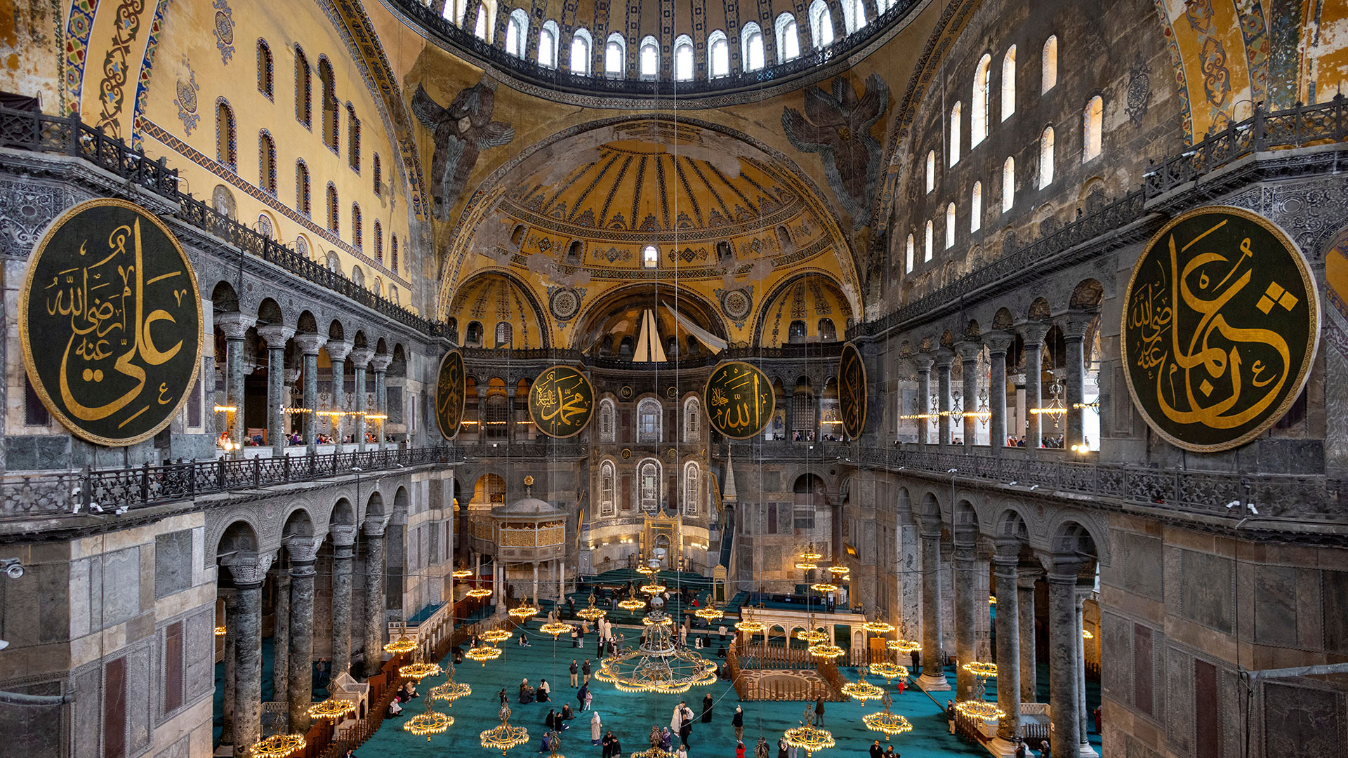 Κωνσταντινούπολη: Εργασίες αποκατάστασης στον τρούλο της Αγίας Σοφίας-1