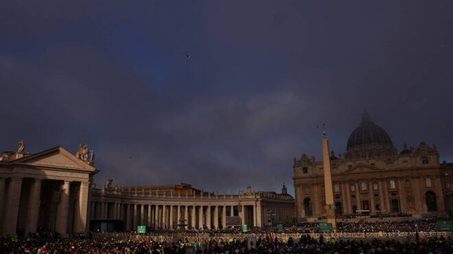ιταλία-σήμερα-το-ύστατο-χαίρε-στον-πά-563582821