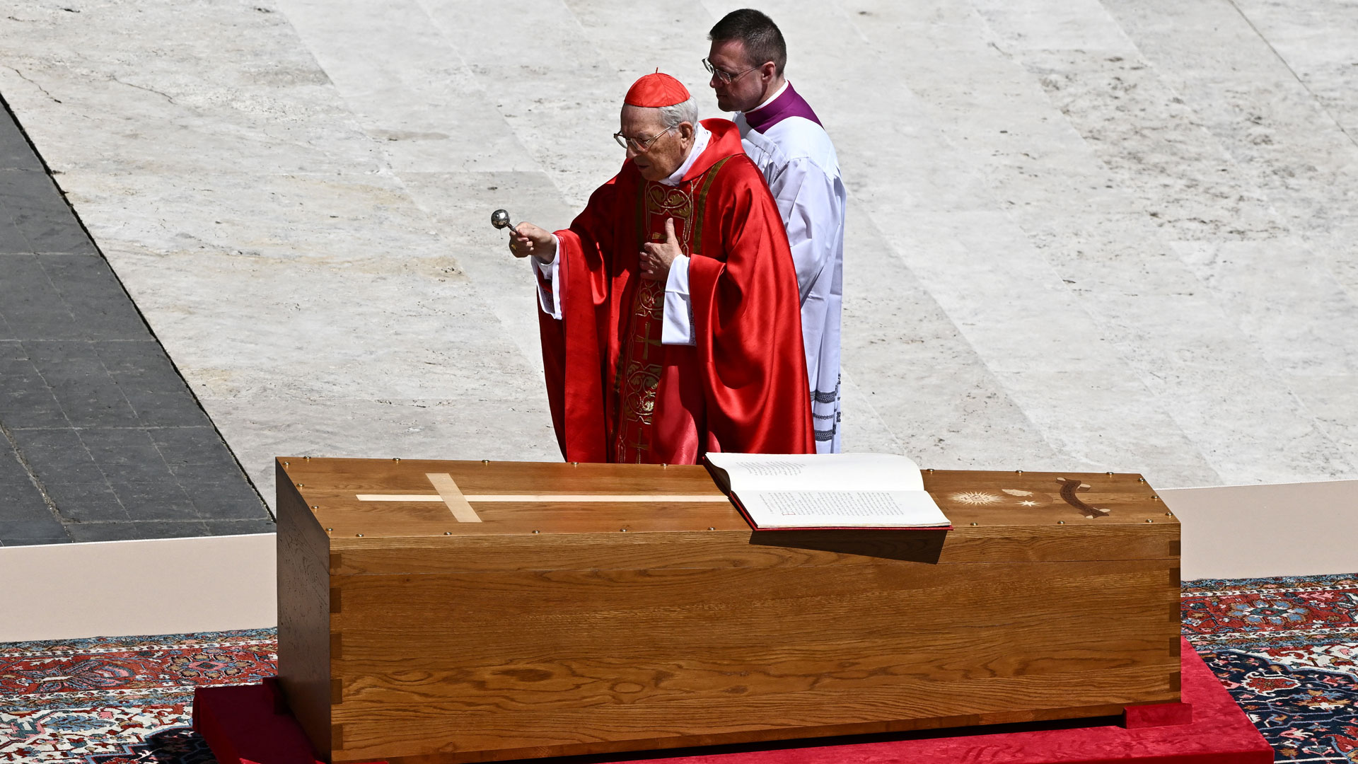 Κηδεία Πάπα Φραγκίσκου: Σε κλίμα συγκίνησης το ύστατο χαίρε-5
