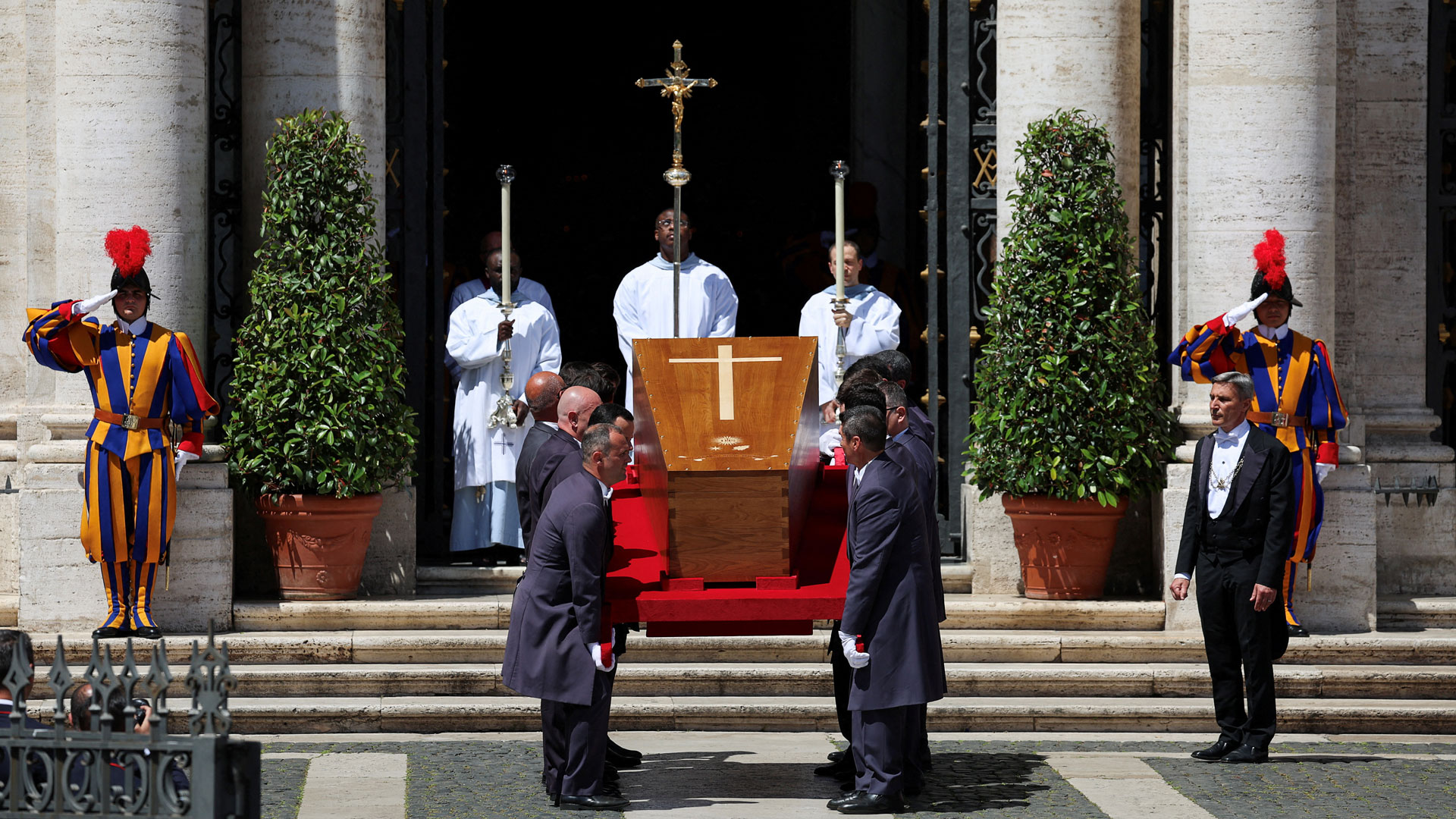 Κηδεία Πάπα Φραγκίσκου: Σε κλίμα συγκίνησης το ύστατο χαίρε-11
