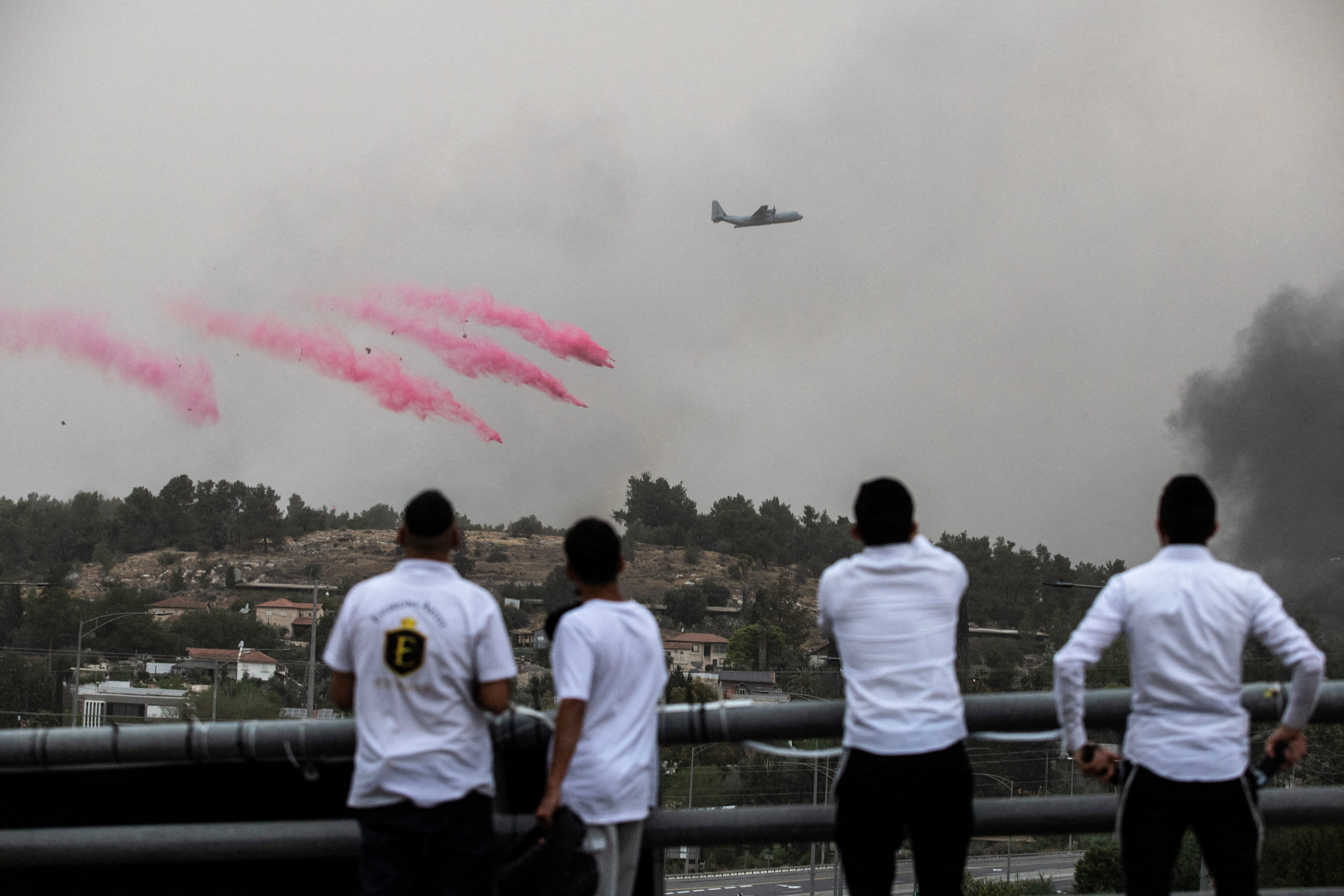 Εκτός ελέγχου οι πυρκαγιές στο Ισραήλ – Τουλάχιστον 23 τραυματίες-4
