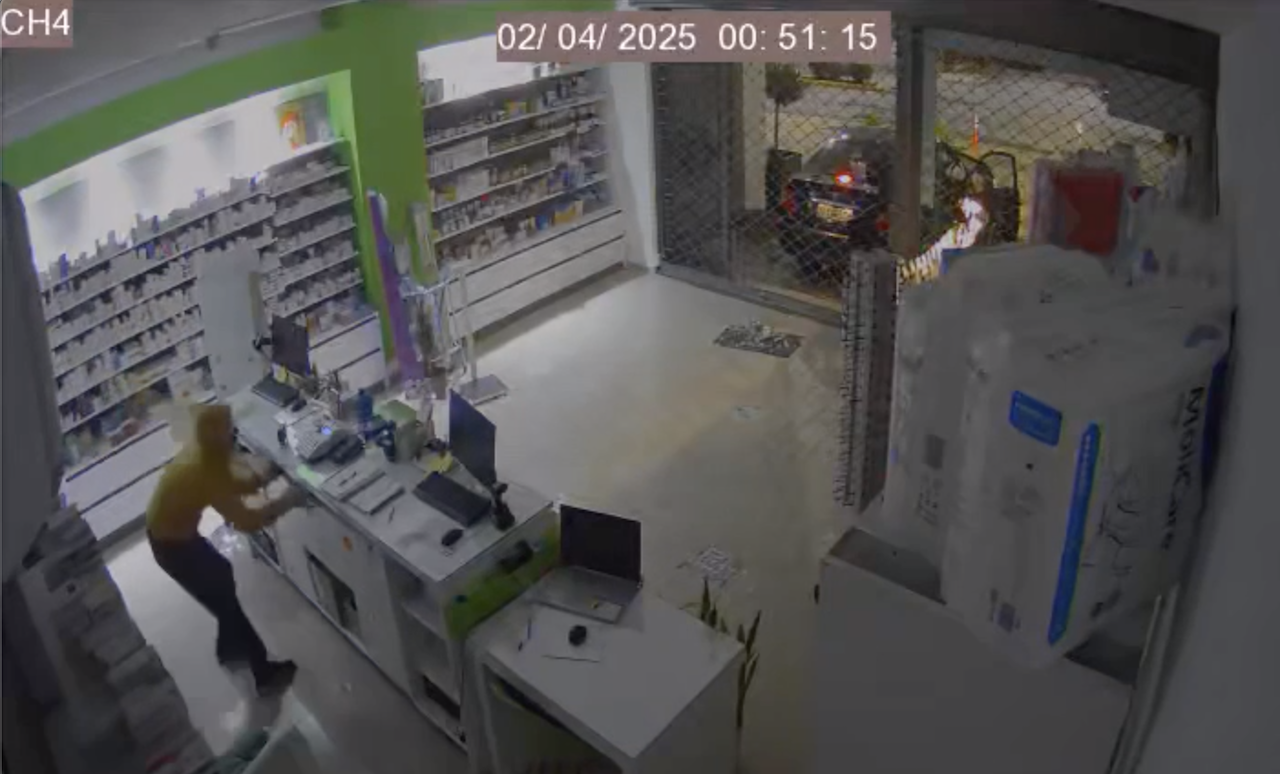 Σαλαμίνα: Ντοκουμέντα από τη δραση συμμορίας που είχε «χτυπήσει» πάνω από 20 σπίτια και καταστήματα-4