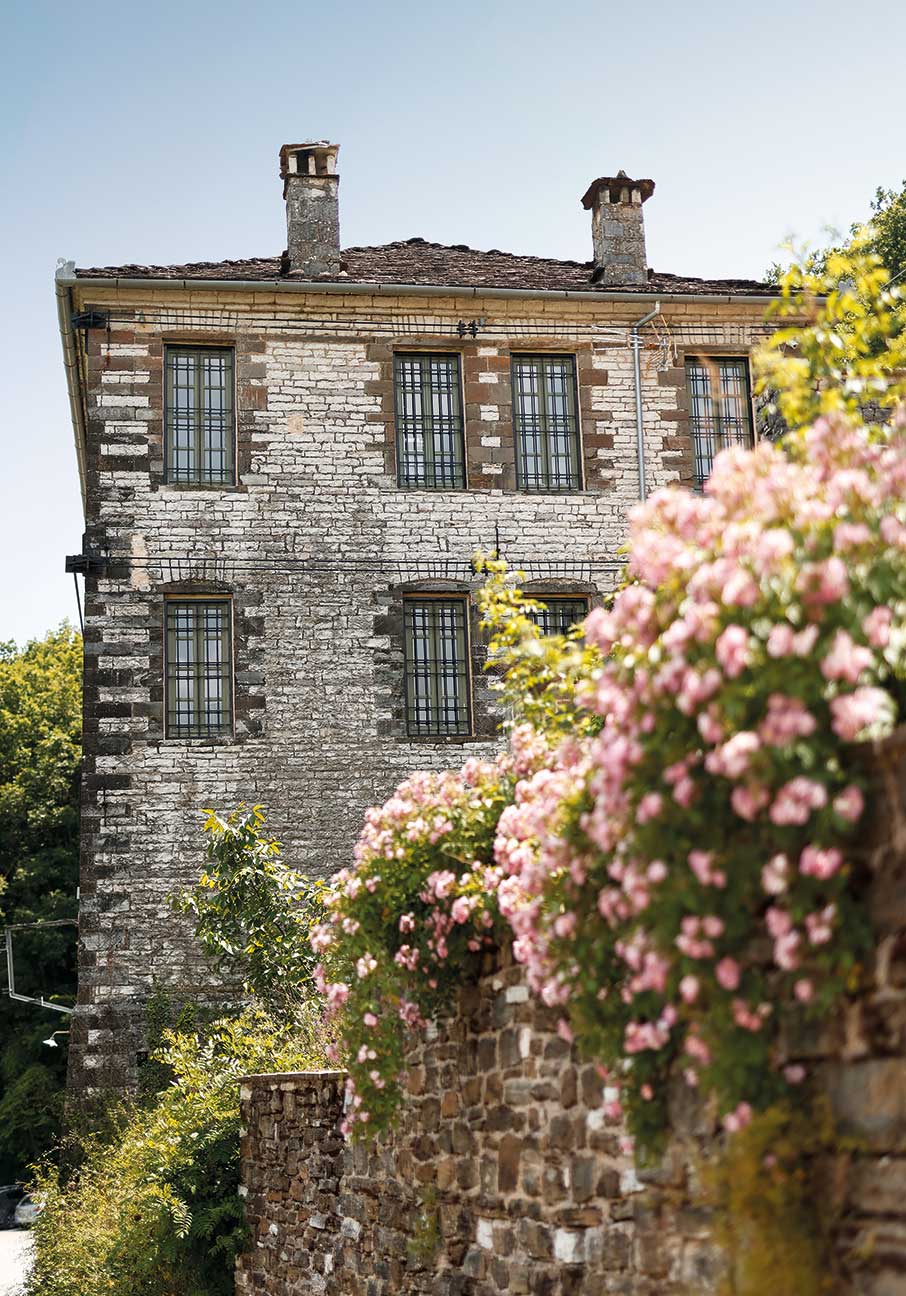 Ανοιξη στο φαράγγι του Βίκου: Πεζοπορία και μοναδικά τοπία στο Ζαγόρι-2