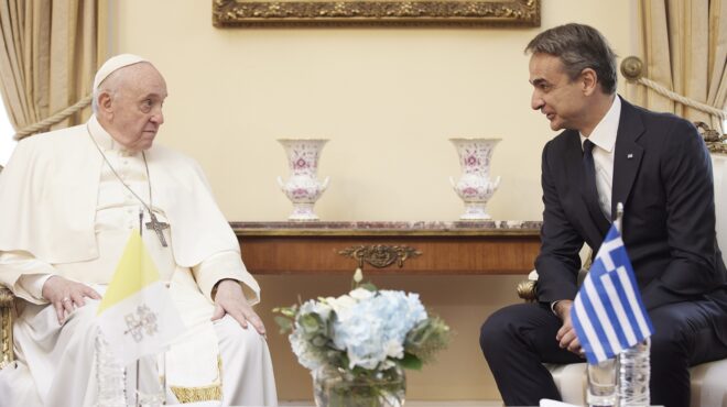 στην-κηδεία-του-πάπα-φραγκίσκου-σχεδ-563576131