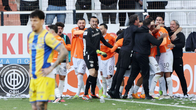 στον-τελικό-κυπέλλου-μετά-από-35-χρόνια-563545174