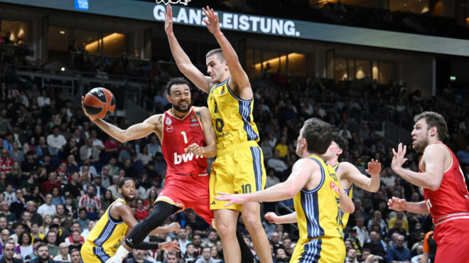 ολυμπιακός-νίκησε-την-αλμπα-και-έμειν-563549602