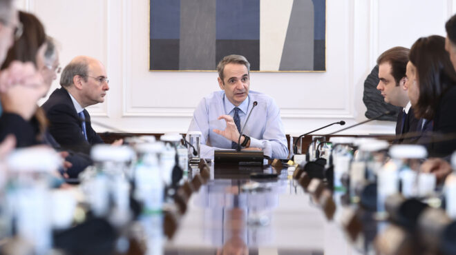 κυβέρνηση-πρωτοβουλίες-σε-4-άξονες-για-563552833