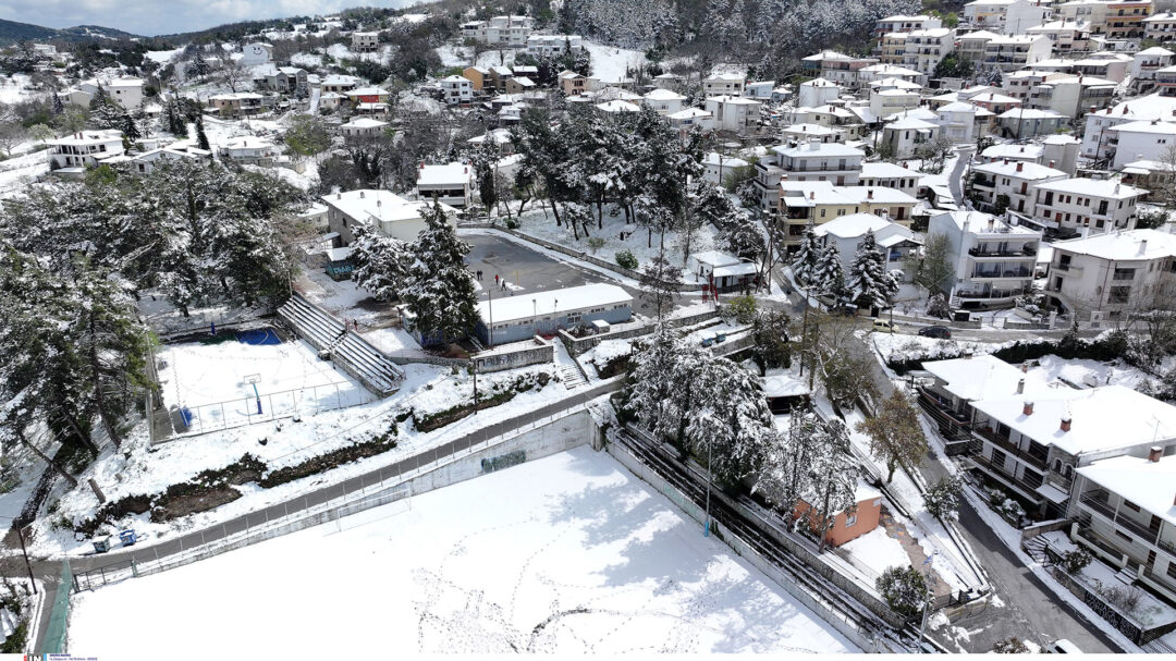 meteo-oι-χάρτες-του-απριλιάτικου-χιονιά-563559562