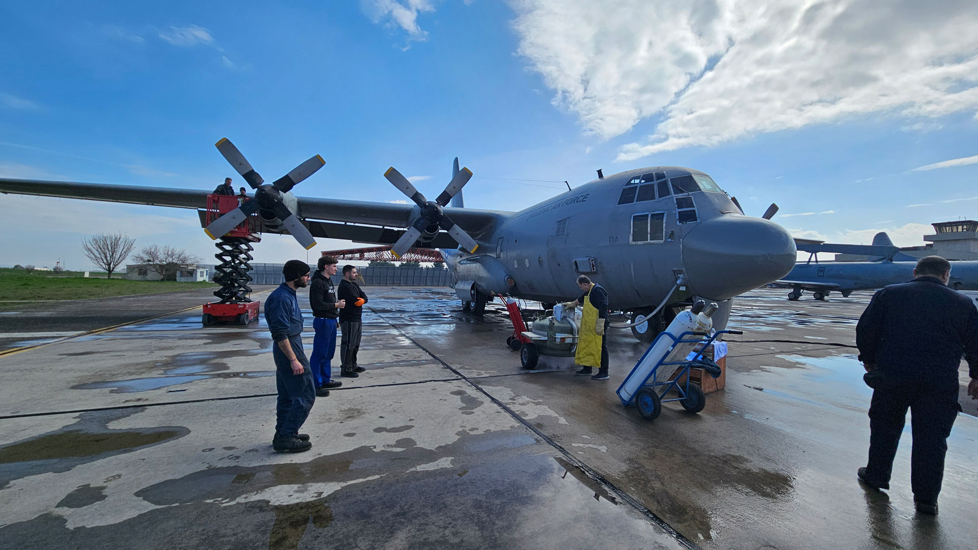 ΕΑΒ: Παραδόθηκε ακόμη ένα C-130 στην Πολεμική Αεροπορία-1