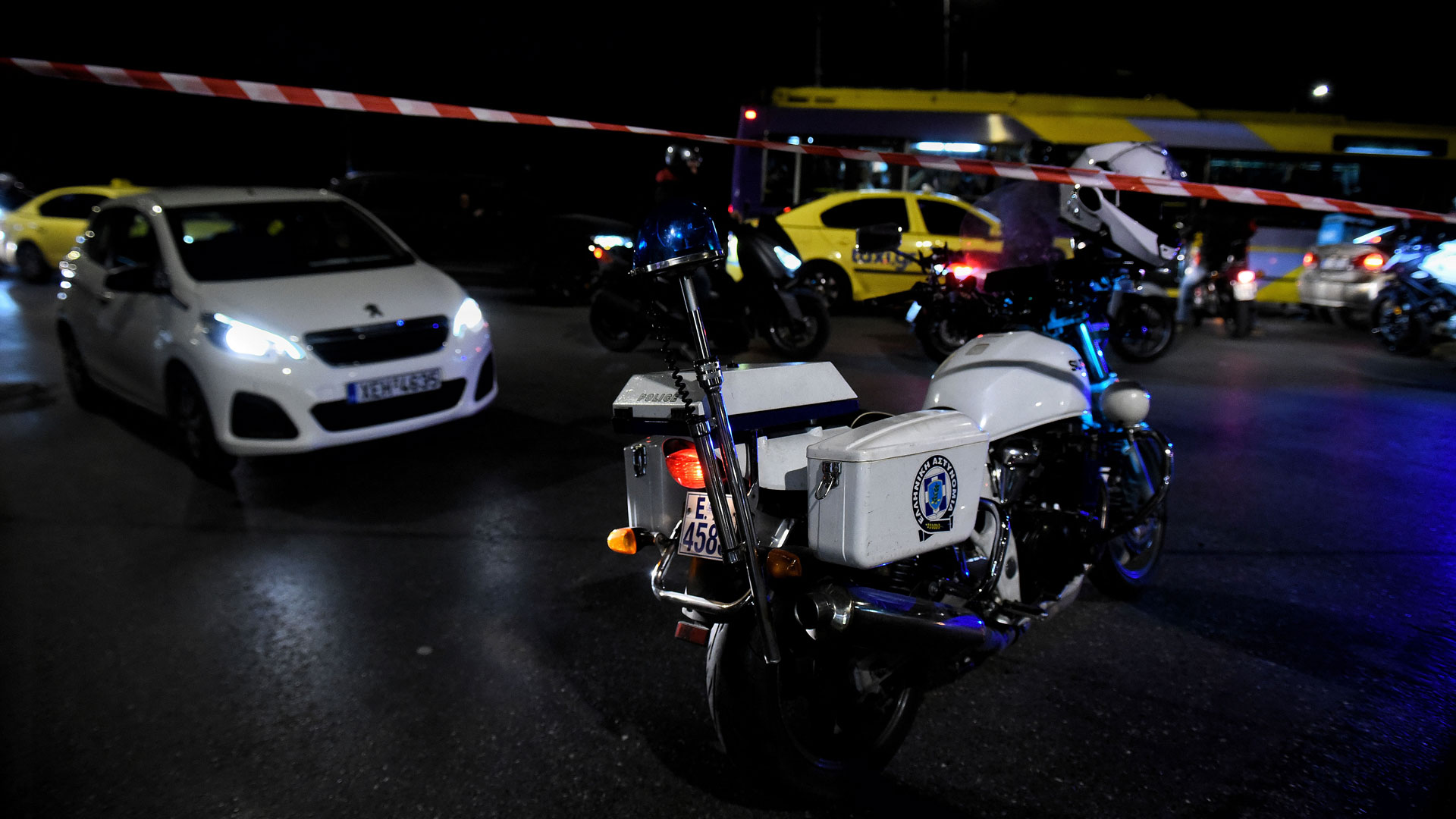 Εξερράγη βόμβα στα γραφεία της Hellenic Train-4