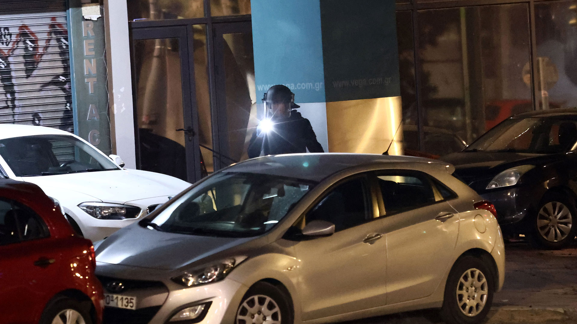 Εκρηξη βόμβας στη Hellenic Train – Εικόνες από το σημείο-8