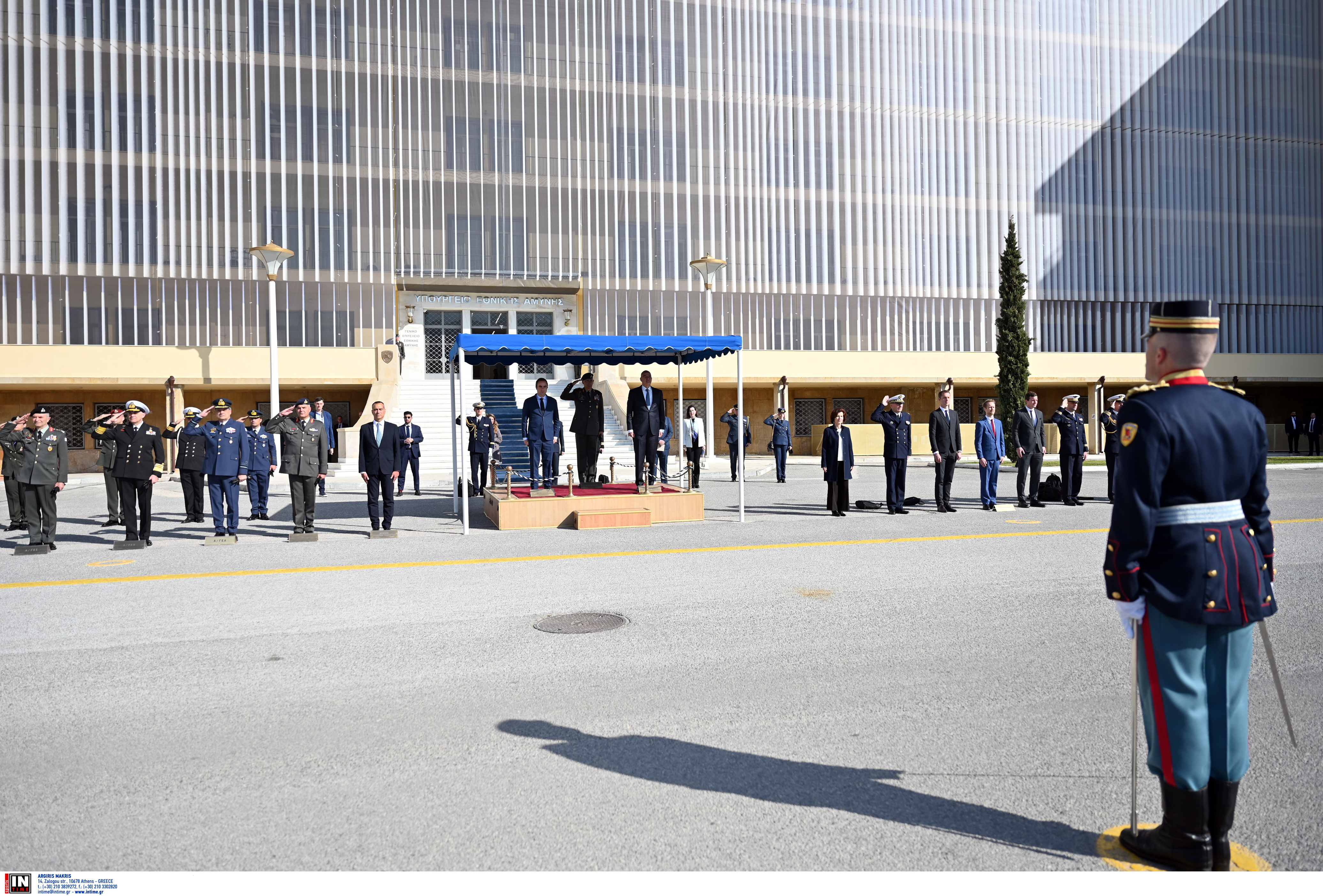 Συνάντηση Δένδια με τον Γάλλο ΥΠΑΜ, Σεμπαστιάν Λεκορνί-2