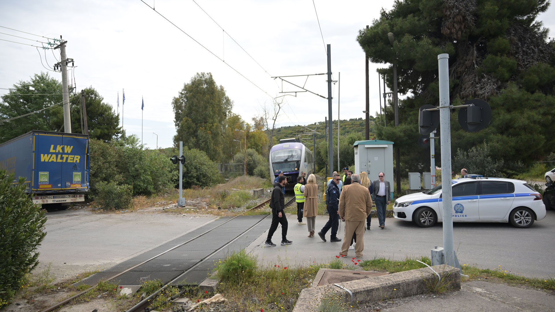 Προαστιακός: Συνελήφθη ο οδηγός του φορτηγού που συγκρούστηκε με συρμό-1