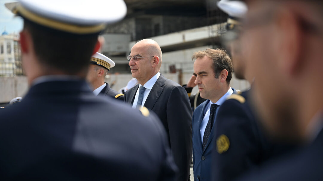 το-ταμείο-της-επίσκεψης-λεκορνί-ο-563563519