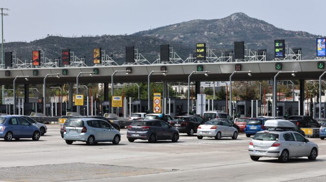 επιστρέφουν-οι-τελευταίοι-εκδρομείς-563574490