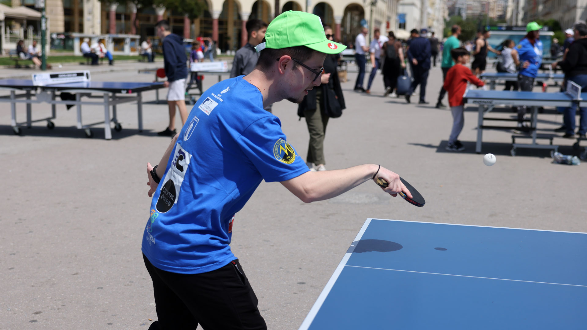 Θεσσαλονίκη: Η πλατεία Αριστοτέλους έγινε ένα μεγάλο… τραπέζι πινγκ πονγκ-4