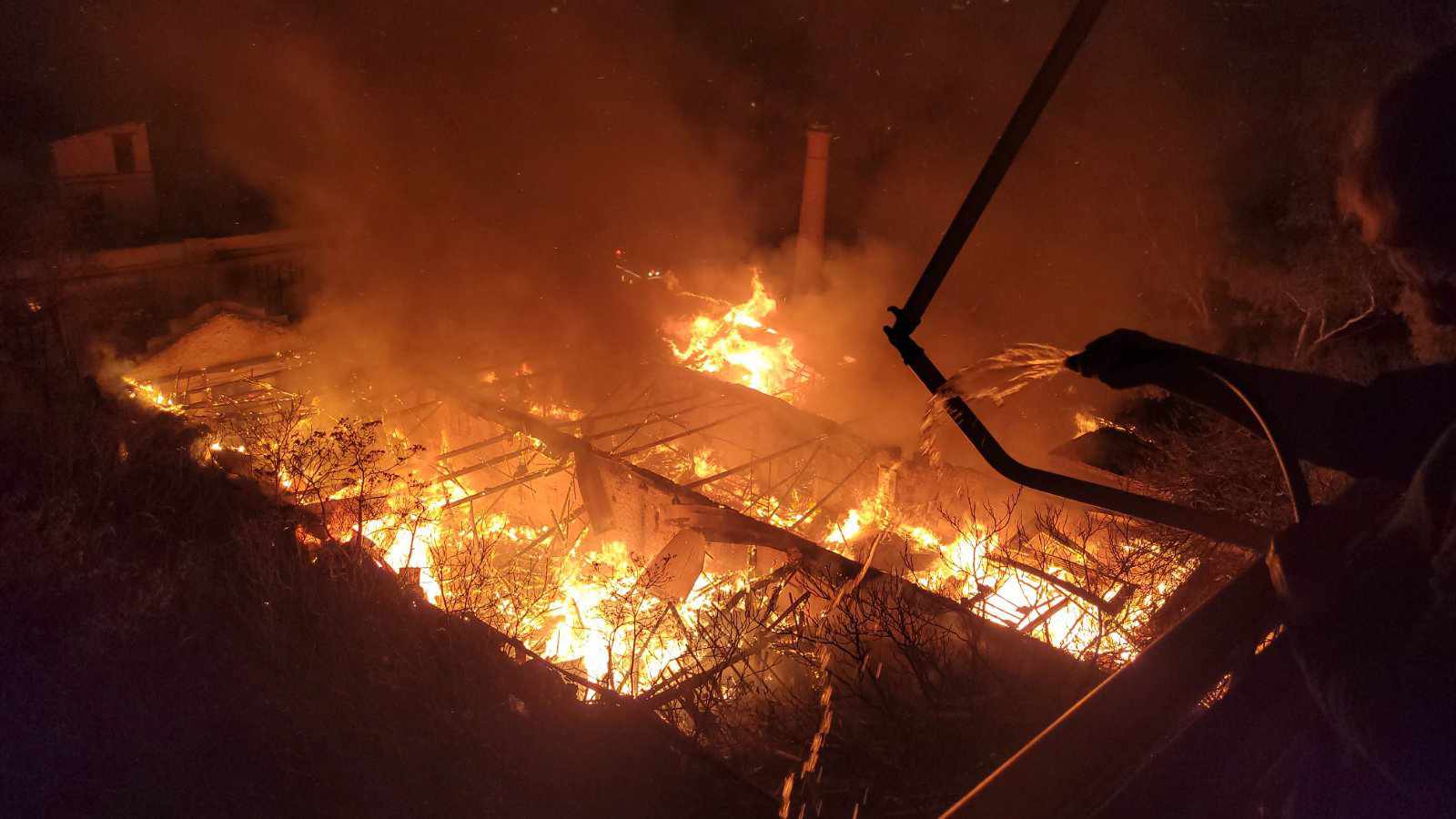 Ηταν η τέταρτη πυρκαγιά στην Εριουργία μέσα σε ένα μήνα-5