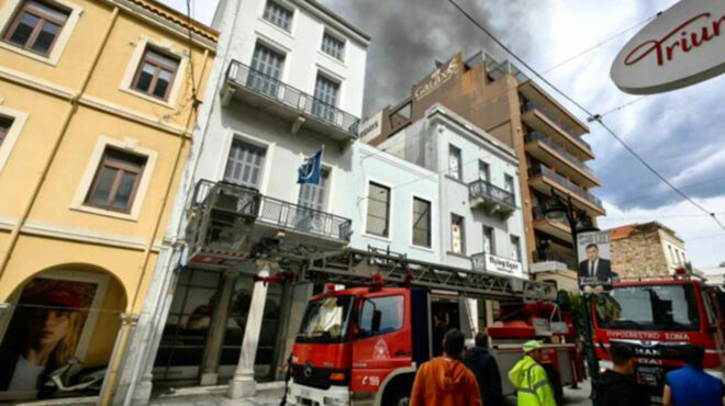 πάτρα-φωτιά-σε-κατάστημα-στο-κέντρο-τη-563586553