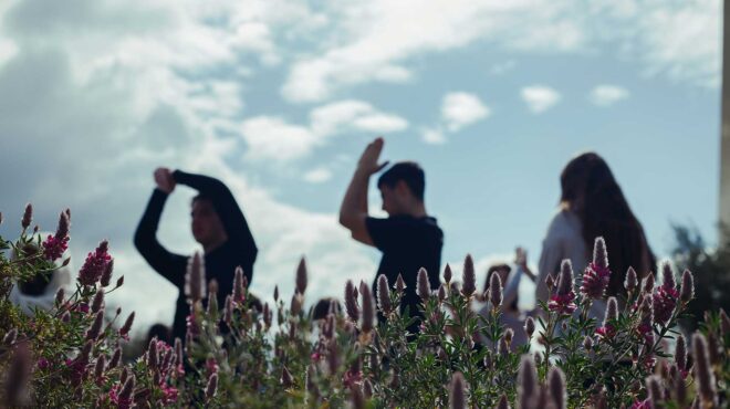 χορός-στη-φύση-χωρίς-αποκλεισμούς-563584633