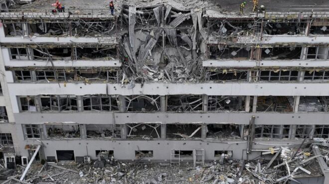 πέτερ-ραφ-στην-κ-οπλα-στο-κίεβο-με-ε-563554186