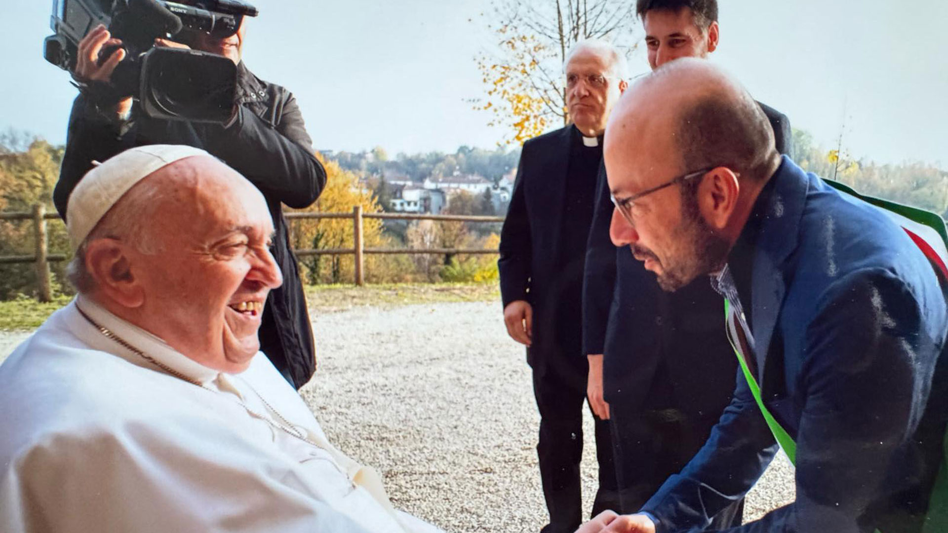 «Ο Πάπας Φραγκίσκος είναι κομμάτι της ιστορίας μας» – Μιλούν στην «Κ» κάτοικοι του χωριού του-1