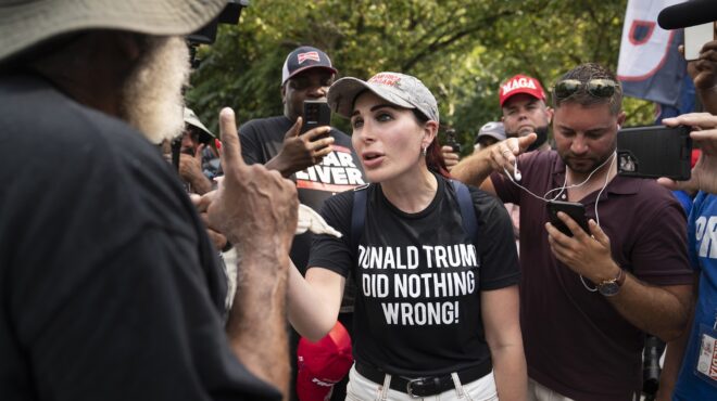 ηπα-εκκαθαρίσεις-στελεχών-στον-λευκό-563547679