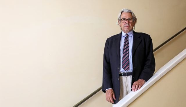 σπύρος-αρταβάνης-τσάκωνας-bάζαμε-σφρα-563550601