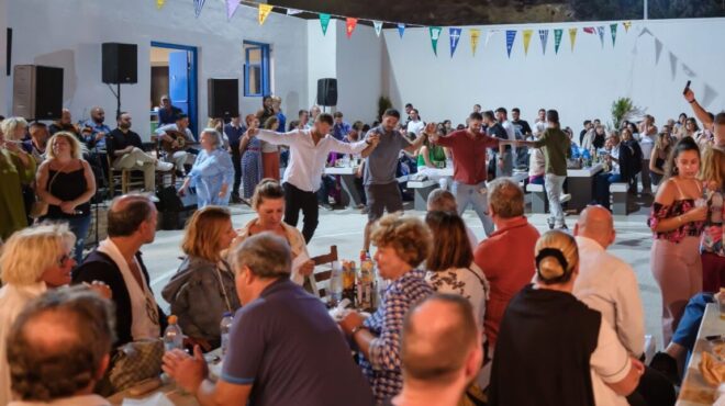 χορεύοντας-με-την-εφορία-563561470