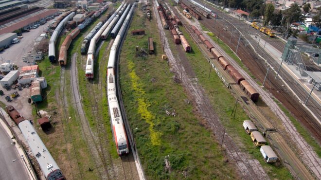 με-ρυθμούς-ιδιωτικού-τομέα-θα-τρέχει-ο-563550871