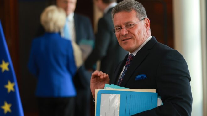 ο-τραμπ-πλήττει-την-αξιοπιστία-των-αμε-563566762