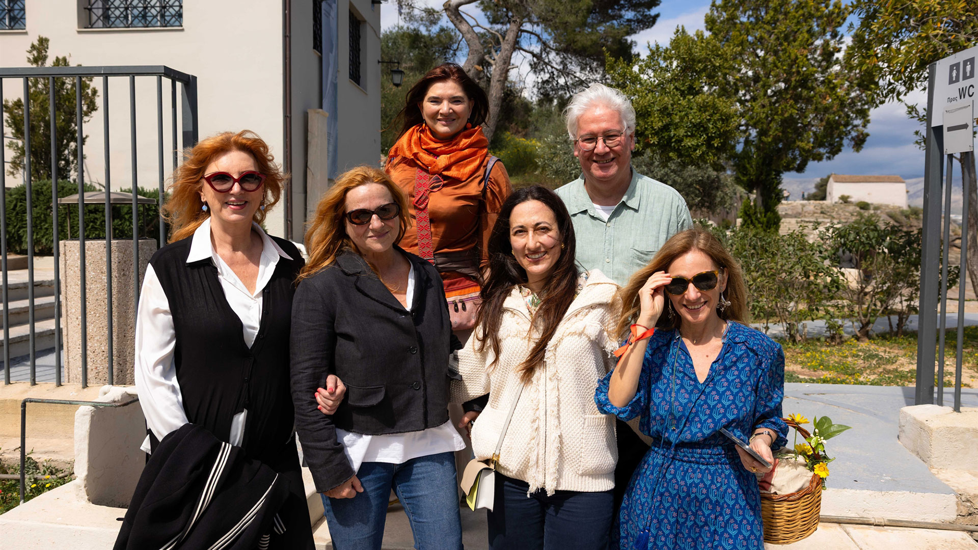 Από τη μελαγχολία στο όραμα, η Ελευσίνα της Βάνας Ξένου λάμπει ξανά-4