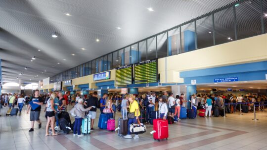 Τουρισμός: Προβλέψεις για περισσότερους επισκέπτες