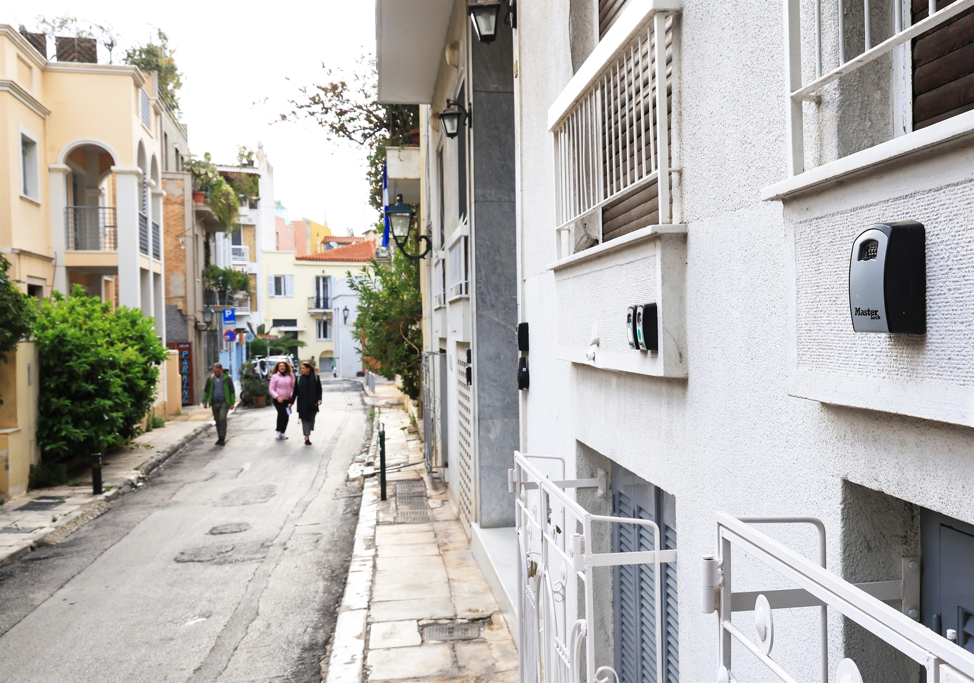 «Υπό εξέταση» το airbnb στην Πλάκα-1