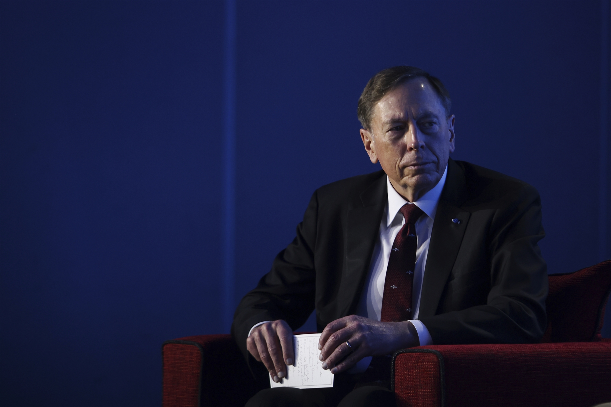 Ντέιβιντ Πετρέους στην «Κ»: Ο Πούτιν νομίζει ακόμη ότι ο χρόνος μετράει υπέρ του-1