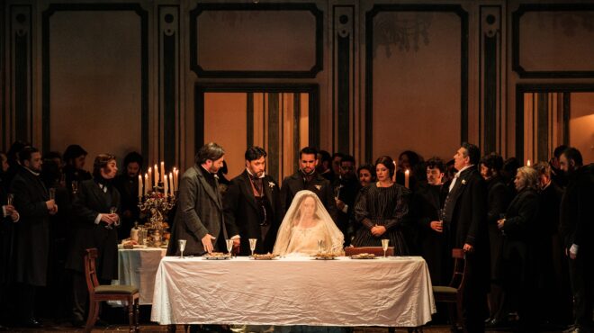 αψογη-λουτσία-η-σοπράνο-τζέσικα-πρα-563553775