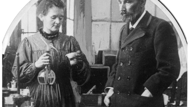 σαν-σήμερα-20-απριλίου-1902-η-μαρί-και-ο-πιέ-563570998