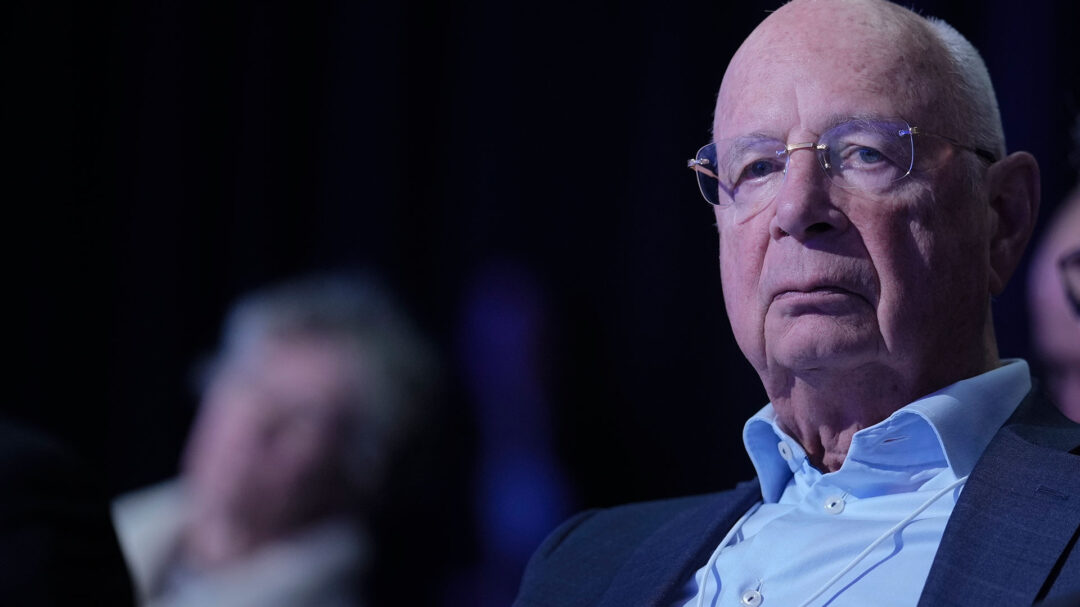 κλάους-σβαμπ-τα-ένοχα-μυστικά-στο-κάστ-563578864