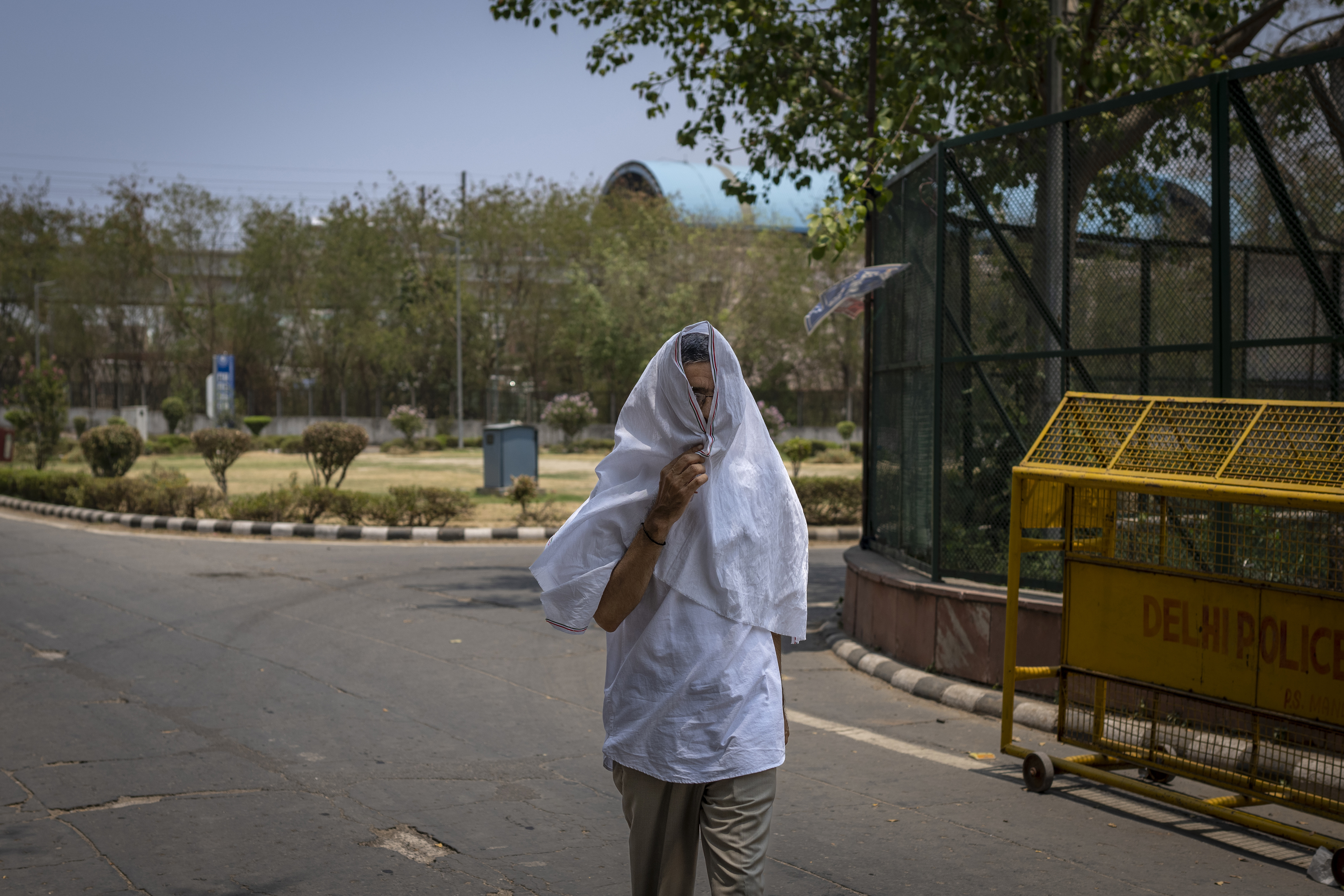 Για απριλιάτικο καύσωνα ετοιμάζεται η βόρεια Ινδία – Κίτρινος συναγερμός-1