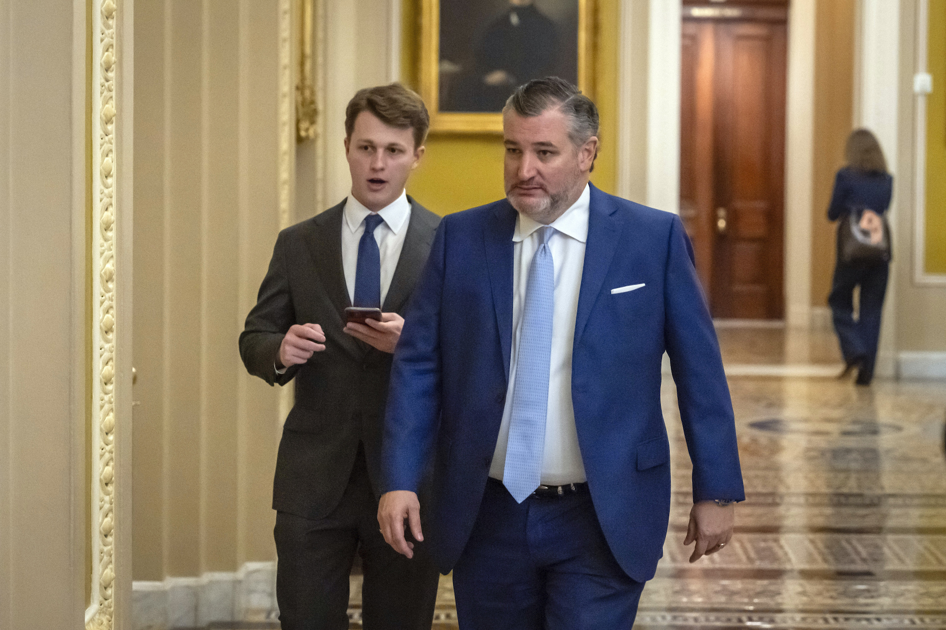 Τα πρώτα φίλια πυρά κατά Τραμπ: Εσωκομματική «ανταρσία» λόγω δασμών-5