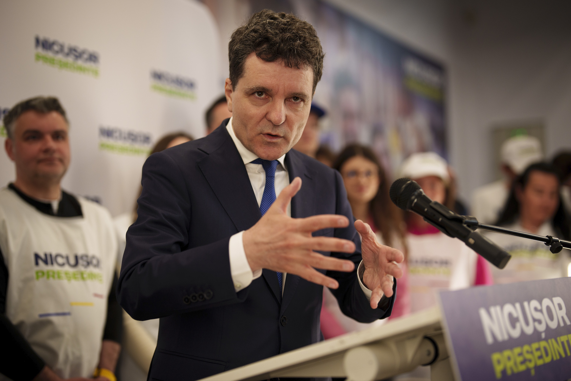 Ρουμανία: Προεδρικές εκλογές τον Μάιο στη σκιά Τραμπ, Πούτιν και Ακροδεξιάς-3