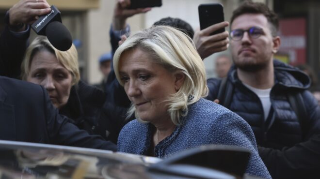 το-51-των-γάλλων-λέει-όχι-σε-μια-προεδρ-563549110