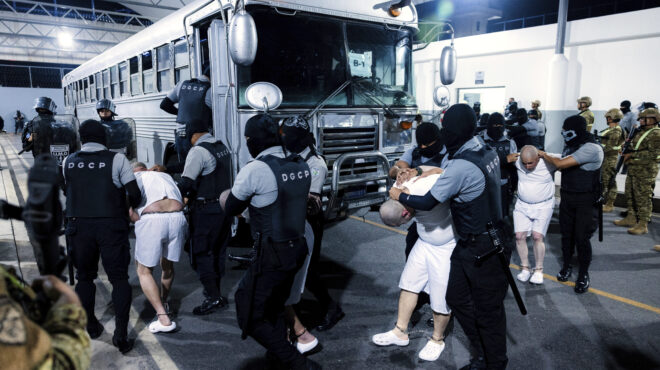 μεταναστευτικό-η-κυβέρνηση-τραμπ-κιν-563568118