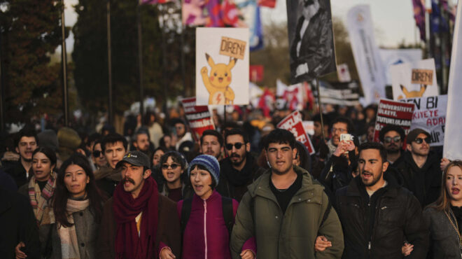 τουρκία-αποφυλακίζονται-πάνω-από-100-φο-563557393