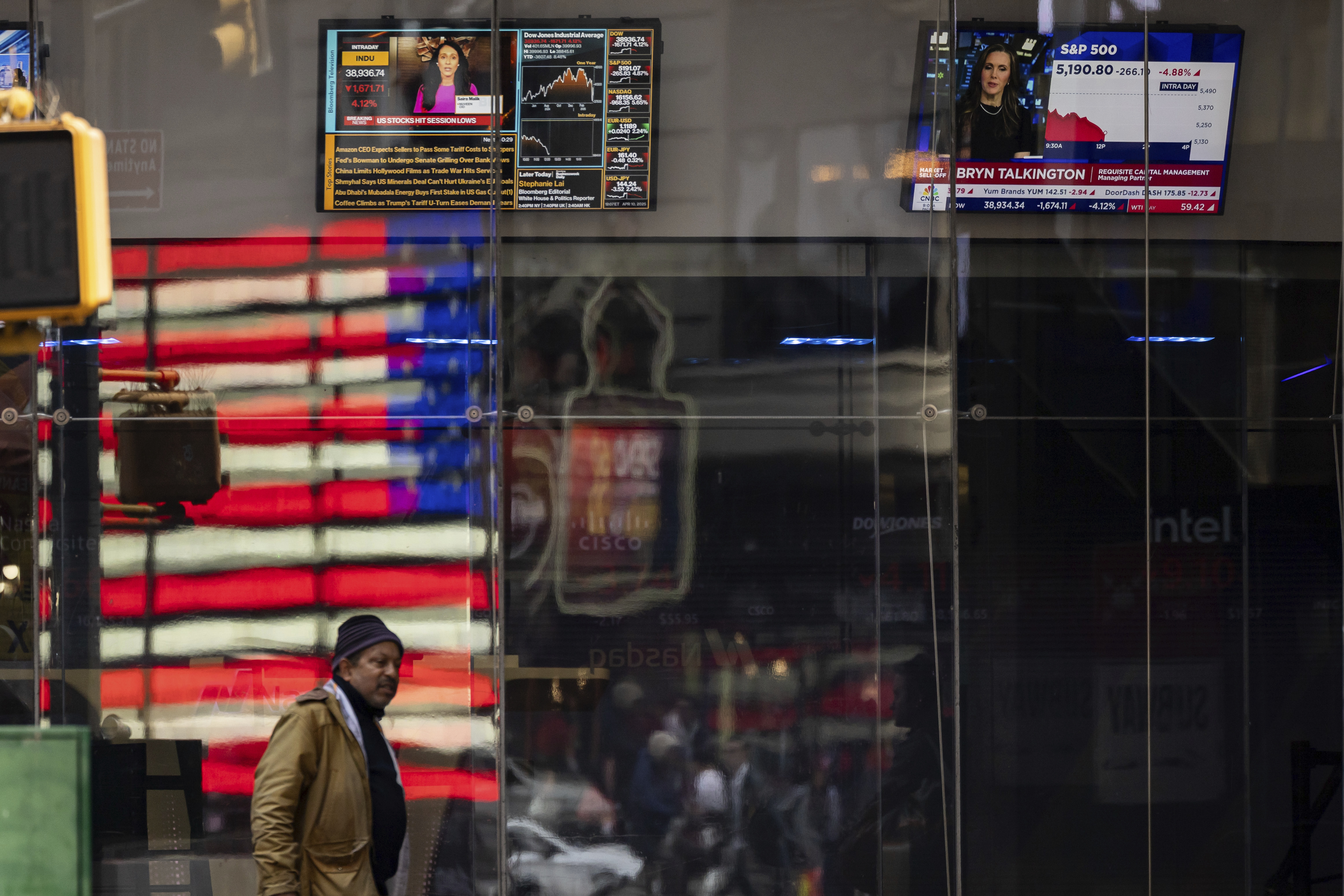 Τρεις ενδείξεις ότι οι ΗΠΑ μάλλον είναι ήδη σε ύφεση-1