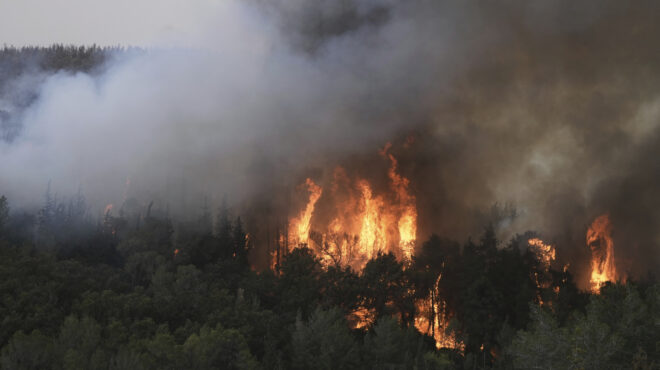 εκτός-ελέγχου-οι-πυρκαγιές-στο-ισραήλ-563589172