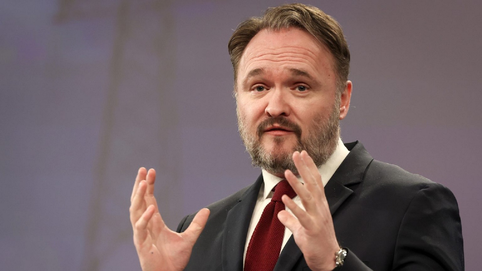 Η Ε.Ε. σκέπτεται την αγορά περισσότερου φυσικού αερίου από τις ΗΠΑ λόγω της πίεσης από τους δασμούς-1