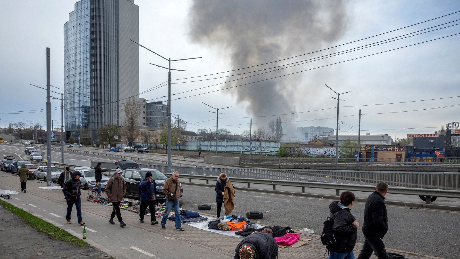 Ουκρανία: Τουλάχιστον ένας νεκρός, τρεις τραυματίες από τη ρωσική πυραυλική επίθεση στο Κίεβο-1