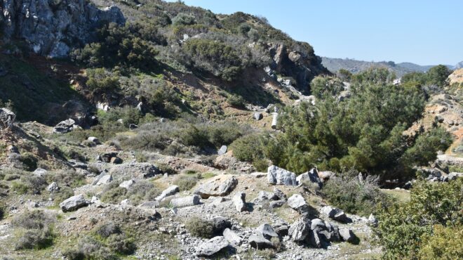 λέσβος-το-αρχαίο-λατομείο-της-μόριας-έ-563551957