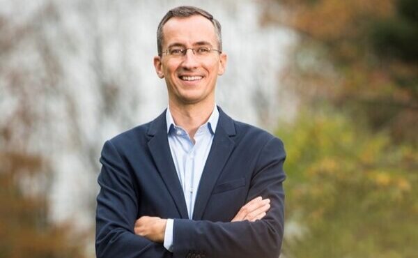 πιερ-εντουάρ-στερέν-ο-δισεκατομμυρι-563584321