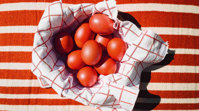 τα-κόκκινα-αυγά-των-κερκυραίων-που-βάφ-563569714